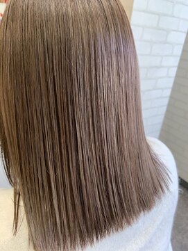 ロマンヤカタ ファース(ROMAN YAKATA fars) 髪質改善　ブリーチ無イルミナカラー　透明感@田代12/29