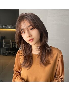 ザシェノンアオヤマ(THE CHAINON AOYAMA) くびれヘア/ハッシュカット/ブラウン