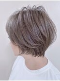 エアリーショートボブ＆アッシュグレージュ
