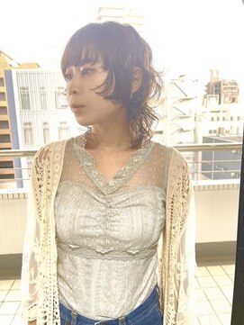 アオ(AO) 大人可愛い20代30代40代小顔ウルフレイヤー　AO薬院