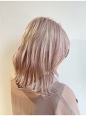 ピンクベージュ髪質改善ケアブリーチミディアムレイヤー