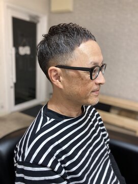 カルム(CALME) 前髪ぱっつんソフトモヒカン