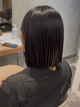 エン(en.) 周りとさをつけたい方におすすめプレイングカラー