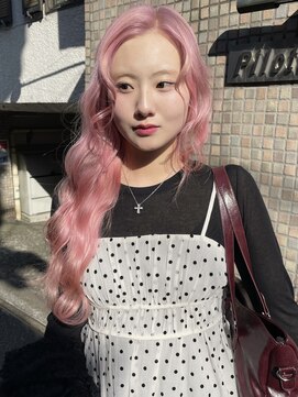 ランド(LAND) 青みピンク　ペールピンク　ロングウェーブヘア