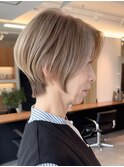 調布ショートヘア顔周りレイヤーカットダブルカラーショートボブ