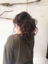 ポニーテールアレンジ