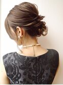 柔らかくまとまる上品アレンジ♪小顔見せアップスタイル
