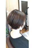 ショートボブ