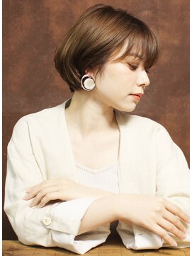 シアンデルカ(CYANDELUCCA) 巻かないストレートのショートボブ