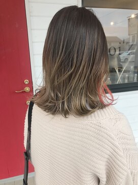 ノイズ(Noi'z) <ノイズ>グラデーションとインナーピンク