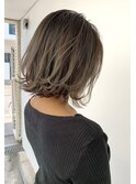 外ハネボブホワイトバレイヤージュ