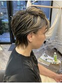 大人女性似合わせカット+白髪ぼかしハイライト
