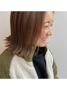 美容室 アイディー i-dee グレージュ