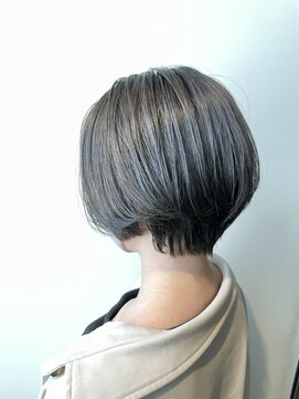 ルクスバイアフィナー(Luxo by Afinar) 【町田/Luxo by Afinar】ハンサムショート×透明感グレージュ