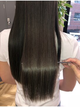 ジアン バイ ミルボン NU茶屋町+(GIEN by milbon) 酸性髪質改善ストレート♪