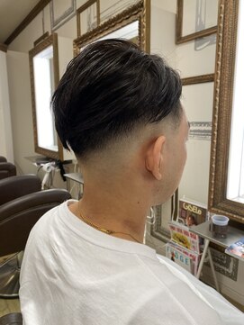 コワファースト 大分(COIFF1RST) スキンフェード