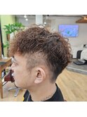 ケアパーマツイストスペインカール×刈り上げエアリーショート