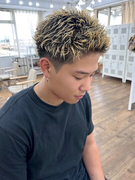 ユイマァルスロウ(YUIMARL SLOW) 【スパイキーショート×ハイトーン】