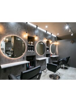 ◆オトナ女性必見◆少人数制のお悩みに寄り添うサロン♪あなたのお悩みを解決へと導きます＊《藤沢》