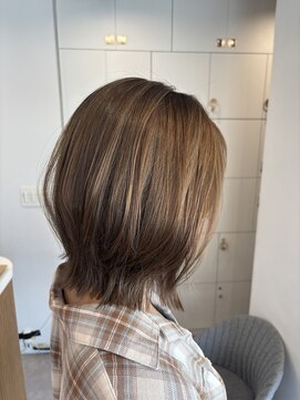 シアン 橋本店(Shian) 透明感ベージュ×くびれボブ