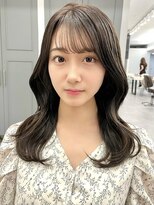 プラチナ(PLATINA) 薄め前髪ベージュレイヤーカットハッシュカットサイドバング