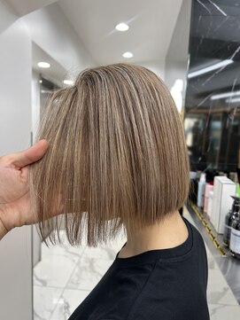 ラピス 渋谷本店(Lapis) ミルクティーハイライト/ボブカット/ショート/外国人風/メッシュ