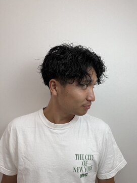 ステージ(STAGE) 波巻きスパイラルパーマ　センターパート　本厚木メンズサロン