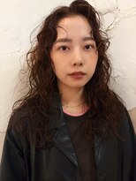 ヘン(hen)&nbsp;【心斎橋hen】ミディアムパーマ　くせ毛風パーマ　パーマ