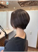 ダークグレージュ×くびれショート