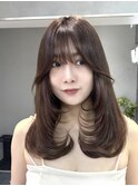 ナチュラルブラウンミディアムレイヤー毛流れヘア渋谷美容室