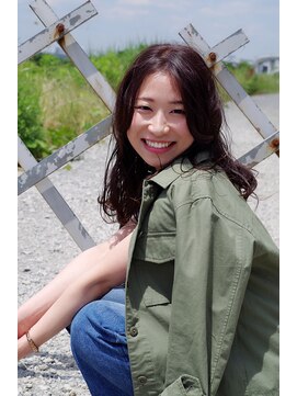 デザイナーズヘアー ラグジス(Designers hair LUXIS) ～【LUXIS】～スポンテニアス無造作ミデイー♪