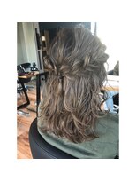 ノア(noa.)&nbsp;編み込みハーフアップ