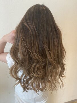 アイランド 芳野店 リバースウェーブ×フォギーベージュ