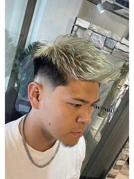 ドルクス 日本橋(Dorcus) メンズブリーチカラー ハイトーンベージュ 派手髪