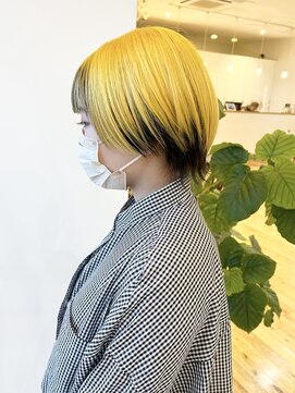 ルッツ(Lutz. hair design) ブライトイエロー×ブラック【千代田彩夏】