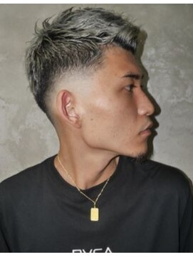 ダムディー トウキョウ 新宿店(DAMDEE TOKYO) アップバング/ツーブロックマッシュ/スキンフェード[新宿駅]