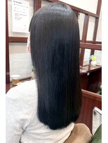 サロンデピレ 黒髪ストレートロング ナチュラルツヤ髪