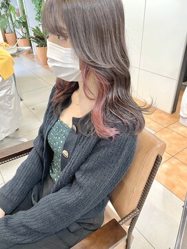 ルイス 宝塚(Luis) 大人可愛い20代30代40代小顔 インナーカラーベイビーピンク