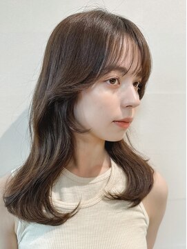 ジョエミバイアンアミ(joemi by Un ami) ★イメチェン似合わせ大人ガーリープラカールチョコレートカラー