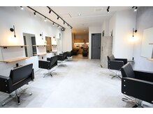 アグ ヘアー ベック 福岡別府店(Agu hair beqq)の雰囲気（ゆったり寛げる居心地の良い空間です◎）