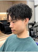 センターパート波巻きパーマスパイラルパーマツイストスパイラル