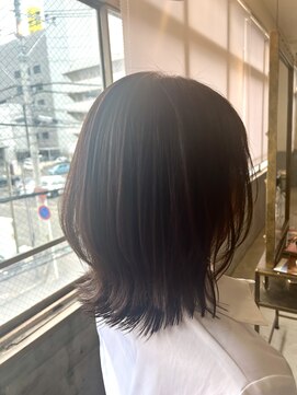 ニナル(Ninal) くびれボブ**レイヤーカット