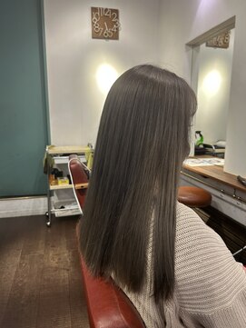 モップス 金沢文庫店(MOPS) シルバーベージュ【ブリーチ/髪質改善/ダブルカラー/金沢文庫】