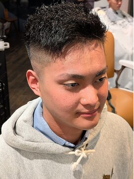 ボイスバーバー 高野店(VOICE BARBER) フェザーアップ