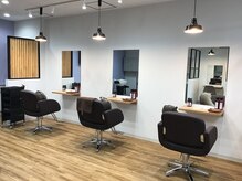 オシャレな雰囲気のカラースペースです！