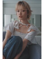 繭 ブラウンmixブロンドショート