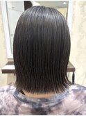 切りっぱなしボブ
