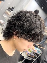 フィフス 栄(fifth)&nbsp;栄ツイストスパイラルパーマ波巻きスパイラルパーマウルフ