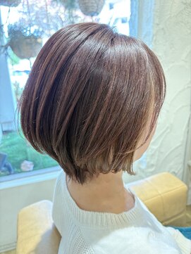 ジルトータルビューティーサロン 河内花園店 (JILL) 大人ショートボブ