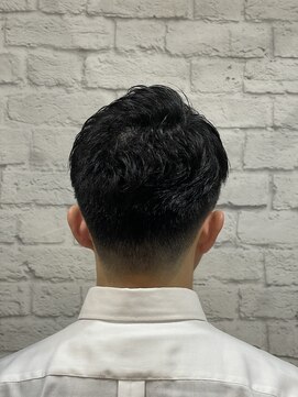 グレイスフル バーバープラチナム 六本木店(Graceful Barber platinum) ツーブロック束感ショートアップバング